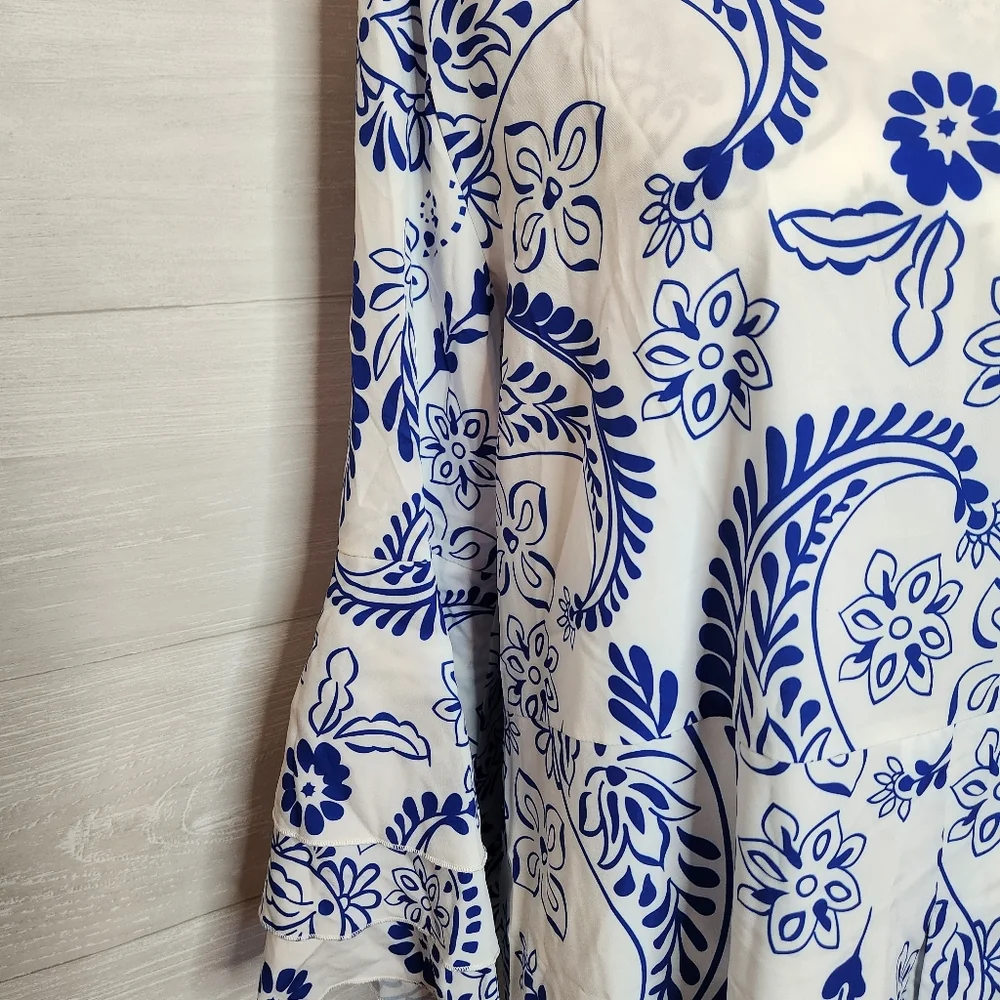 Dress - Picture 7 of 9